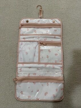 Soft Pink Floral Hanging Jewelry Organizer
